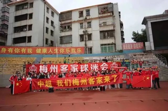 美女被c到爽哭视频网站